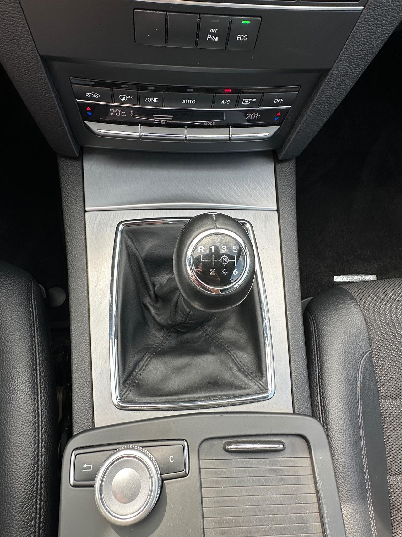 Mercedes-benz E 200 Coupé Avantgarde - 2010