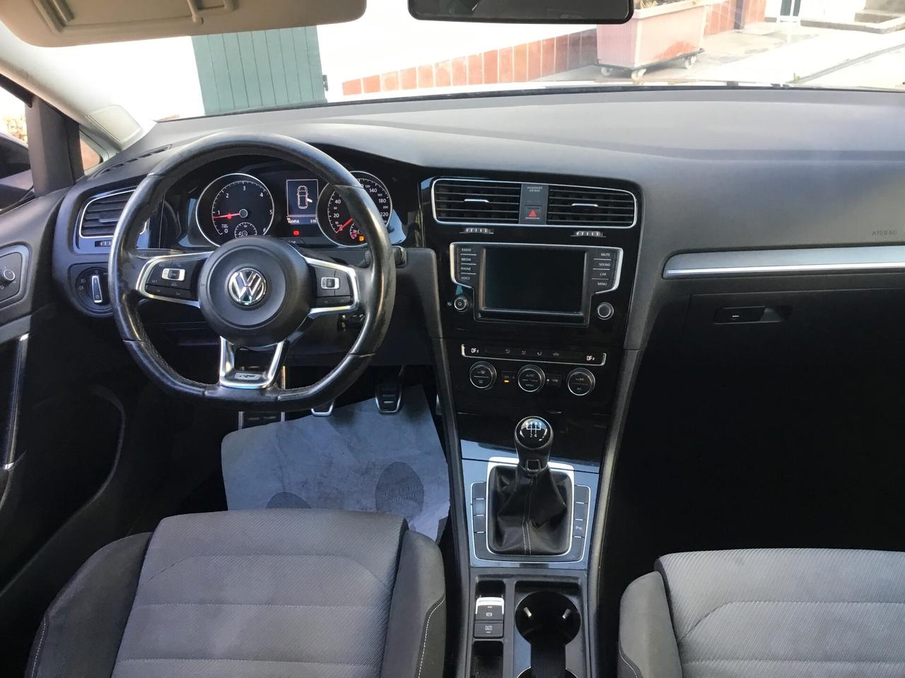 Volkswagen Golf 1.6 TDI 110 CV 5p. ALLESTIMENTO Rline