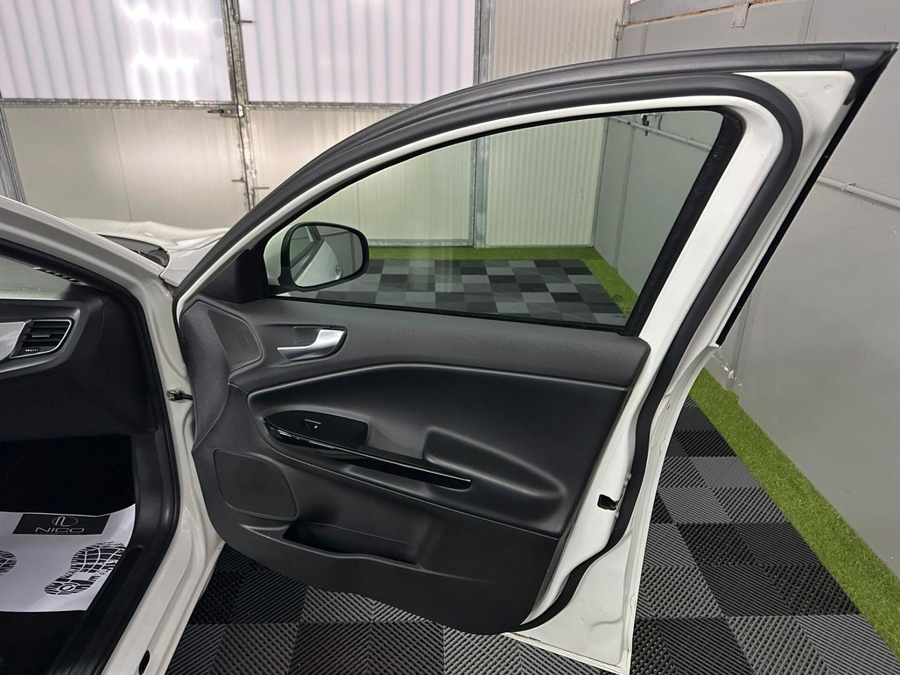 Alfa Romeo Giulietta 1.6 JTDm-2 105 CV Distinctive