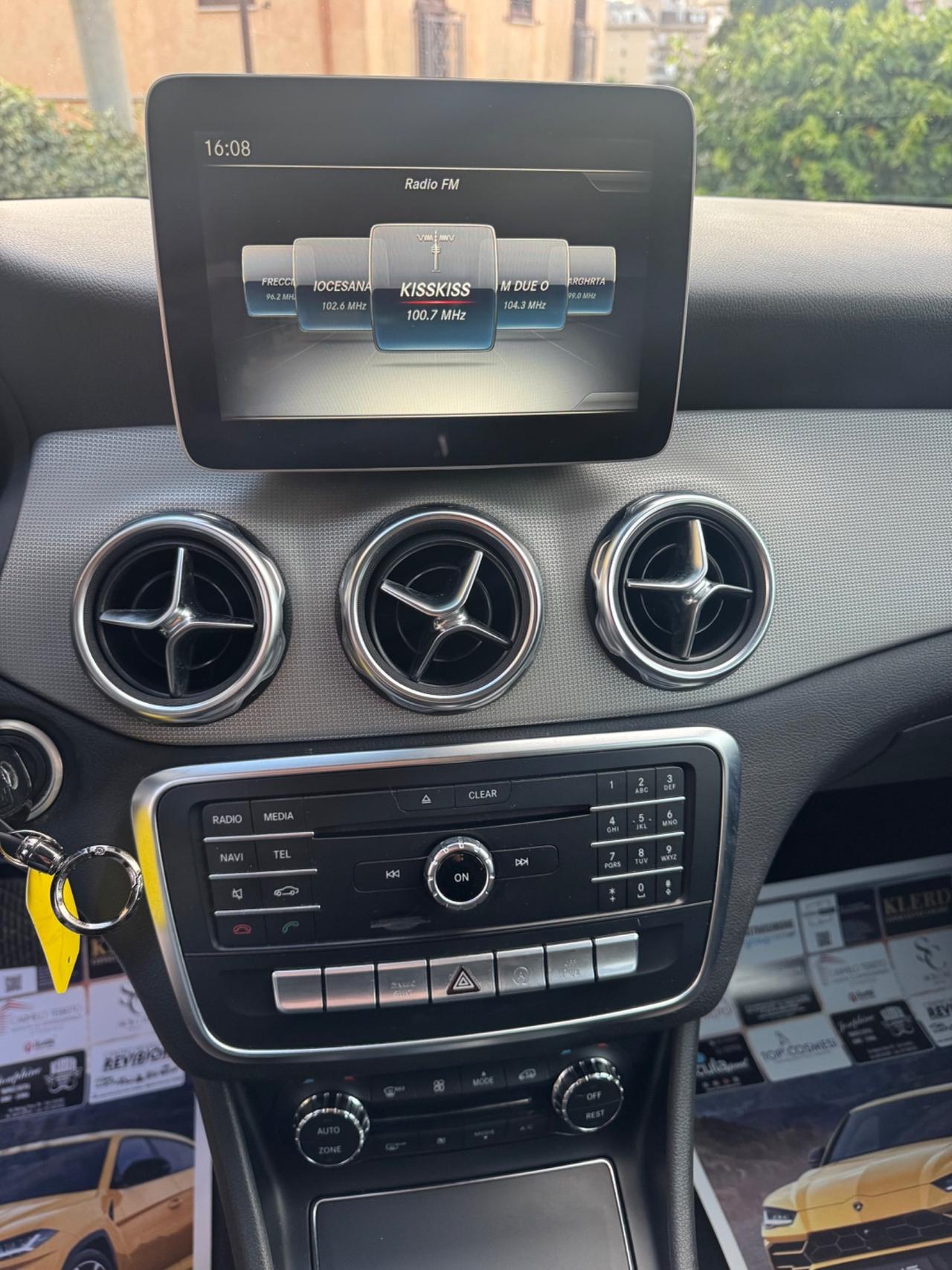 Mercedes-benz GLA 200 d Automatic Premium