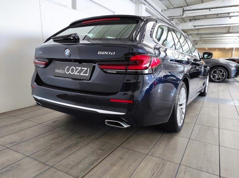 BMW Serie 5(G30/31/F90) - 520d 48V xDrive Touring Luxury