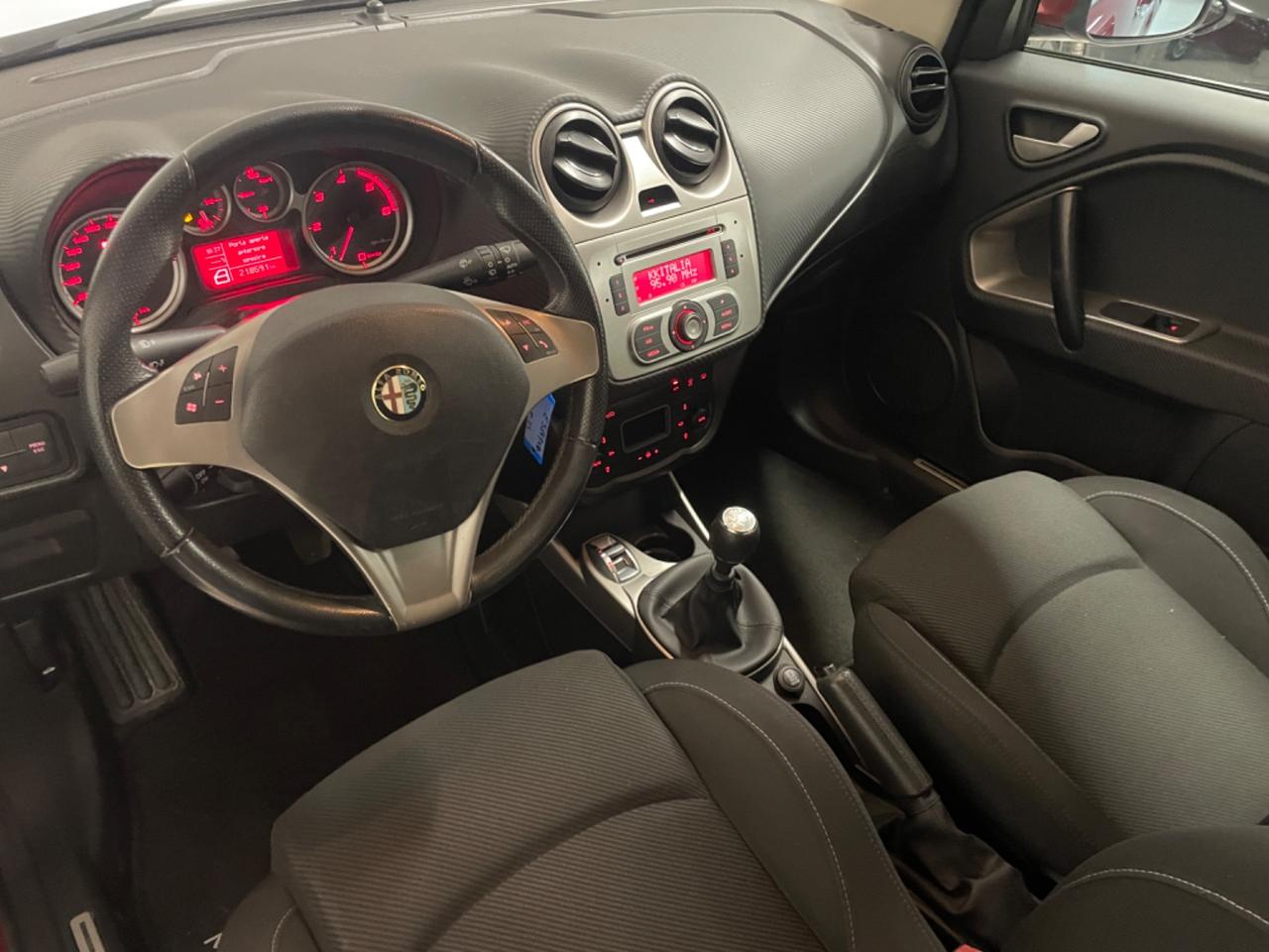 Alfa Romeo MiTo 1.6 JTDm-2 S&S Distinctive Sport Pack