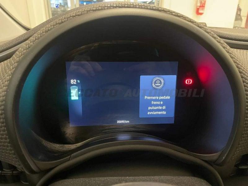 FIAT 500 500e 3+1 42 kWh La Prima