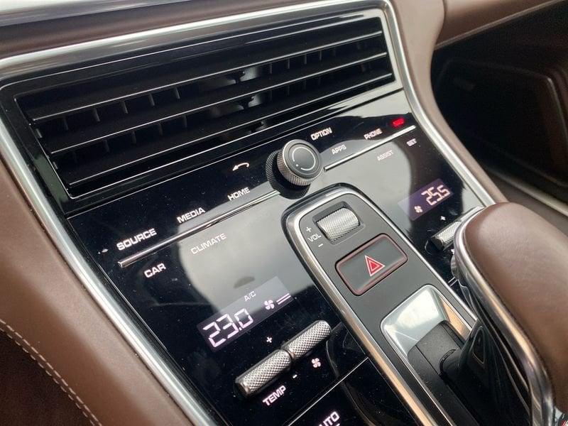 Porsche Panamera Sport Turismo 2.9 4 10 years Edition auto