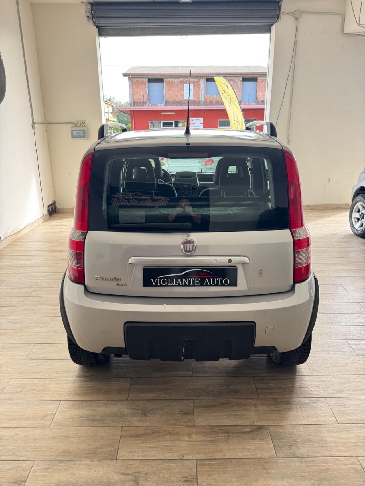 Fiat Panda 1.3 MJT 16V DPF 4x4 Climbing