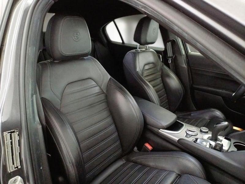 Alfa Romeo Giulia Giulia 2.0 Turbo 280 CV AT8 AWD Q4 Veloce