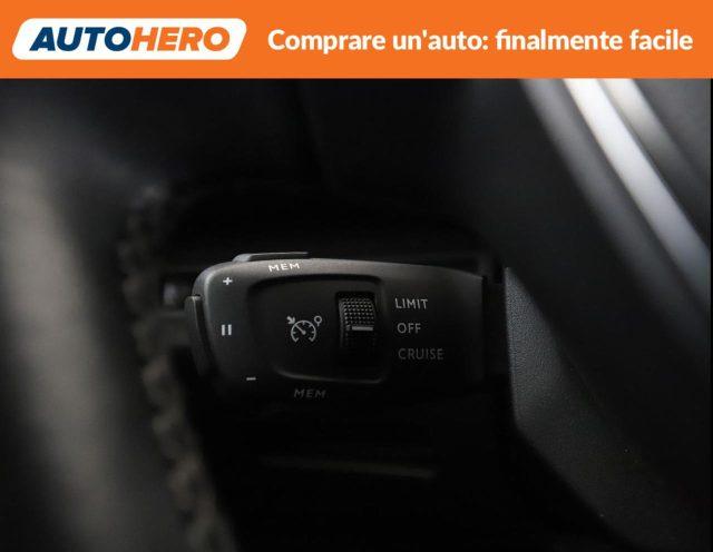 PEUGEOT 3008 Hybrid 225 e-EAT8 Allure Pack