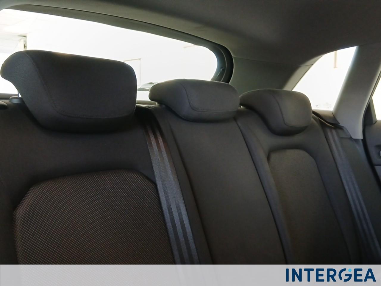 AUDI A3 Sportback 35 2.0 tdi Business 150