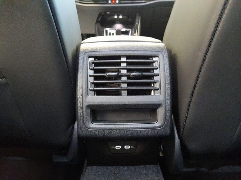 Volkswagen Golf 2.0 TDI SCR 110KW R-Line Plus DSG