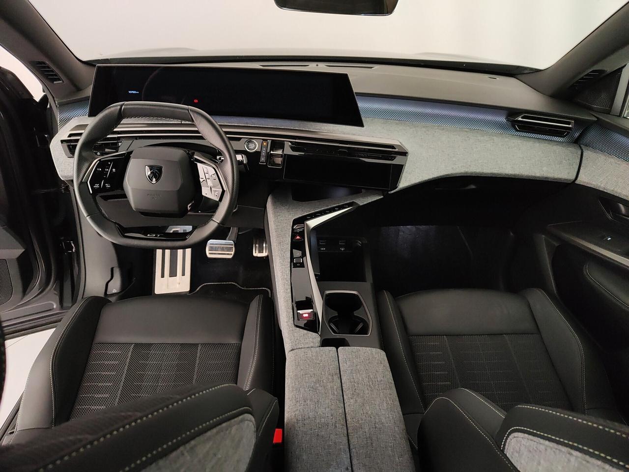 Peugeot 3008 Hybrid 136 e-DCS6 GT