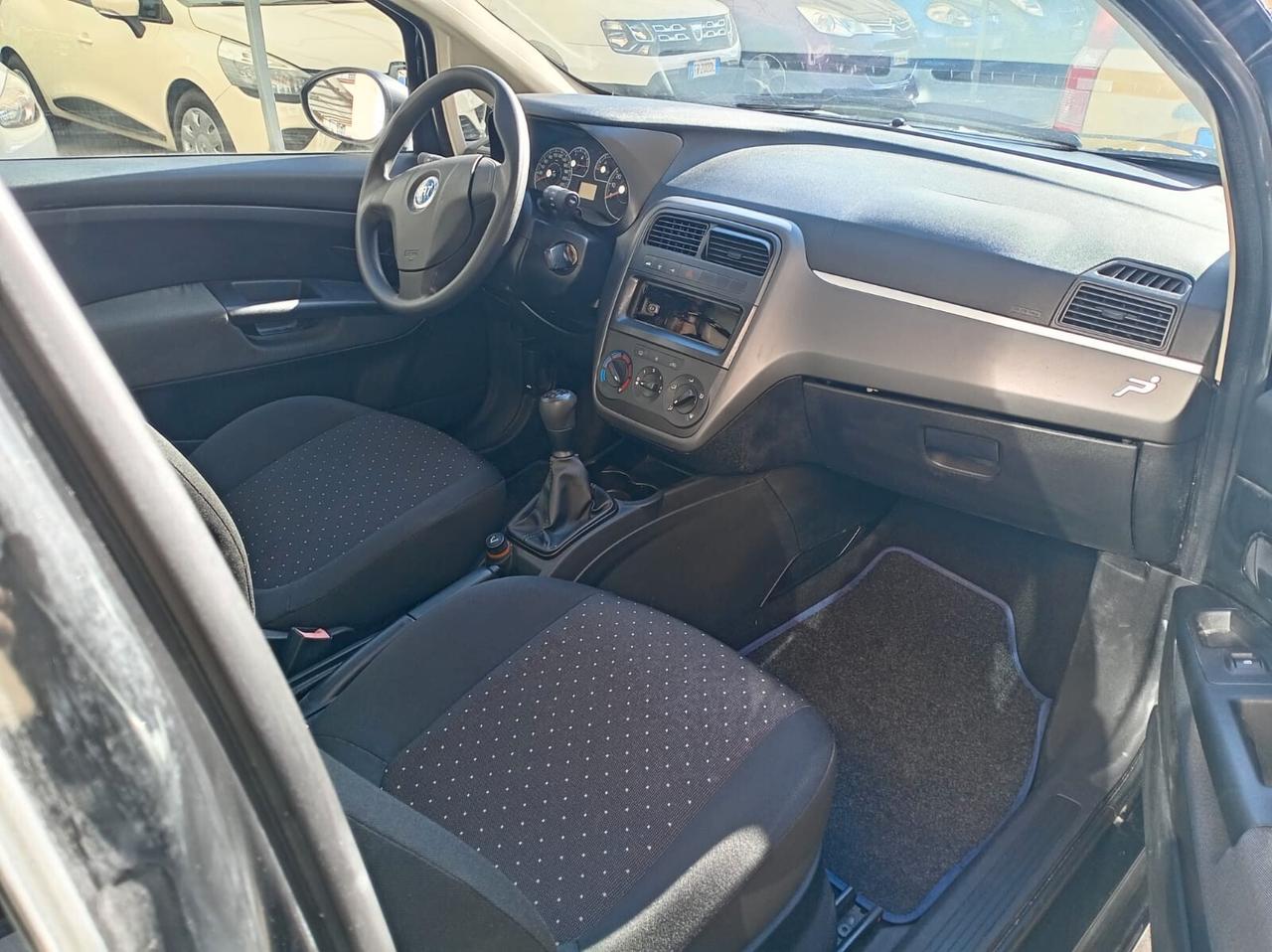 Fiat Grande Punto 1.3 MJT 75 CV 3 porte Dynamic