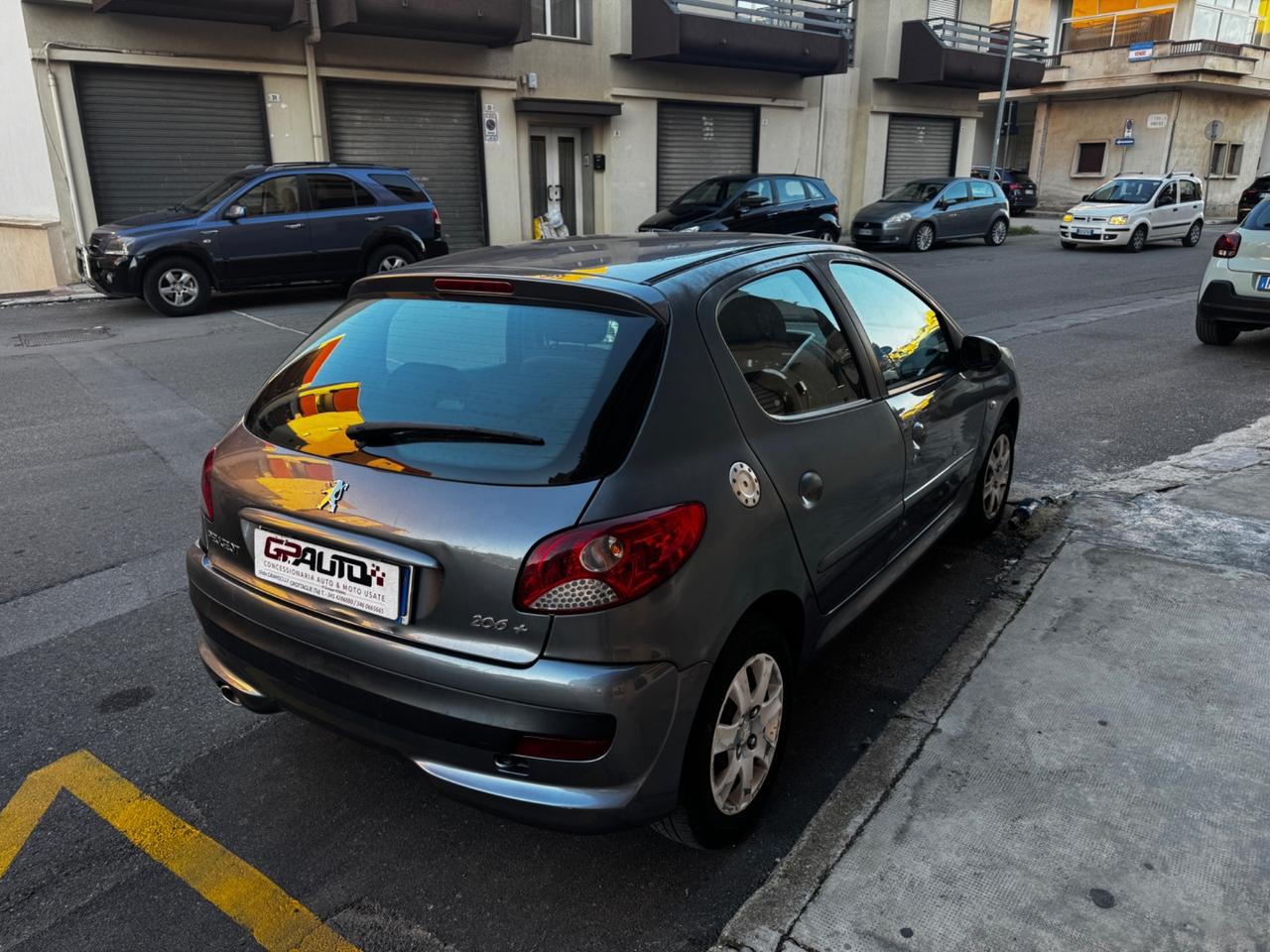 Peugeot 206 1.4 HDi 70CV NEOPATENTATI