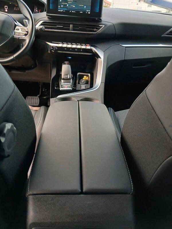 PEUGEOT 3008 1.5 BlueHDi 130 CV S&S EAT8 ALLURE