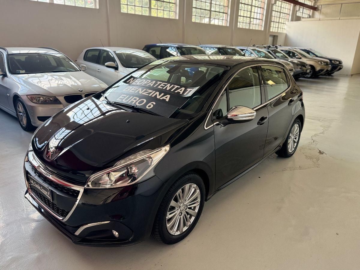 PEUGEOT - 208 - PureTech 82 S&S 5p. Allure
