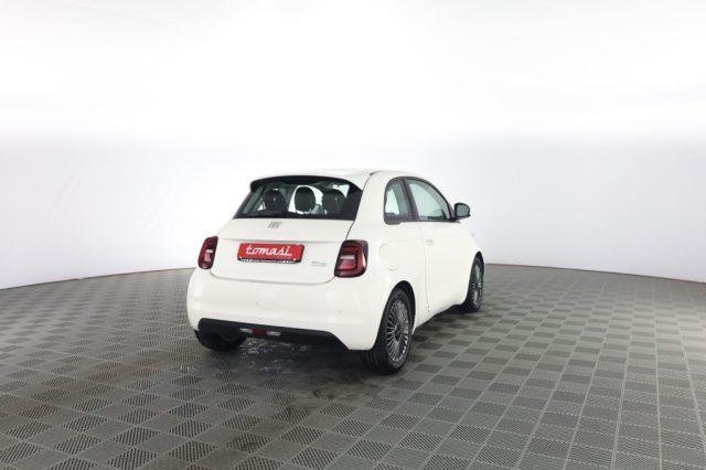 FIAT 500e 500 Icon + Berlina