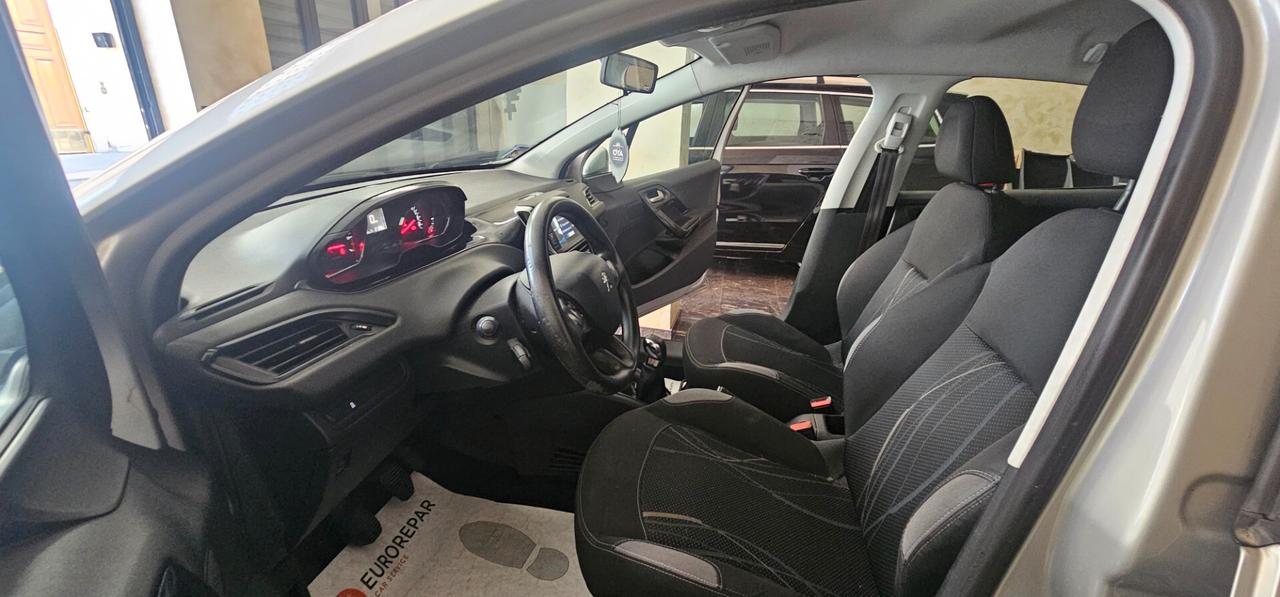 Peugeot 208 1.2 VTi 82 CV 5 porte Access