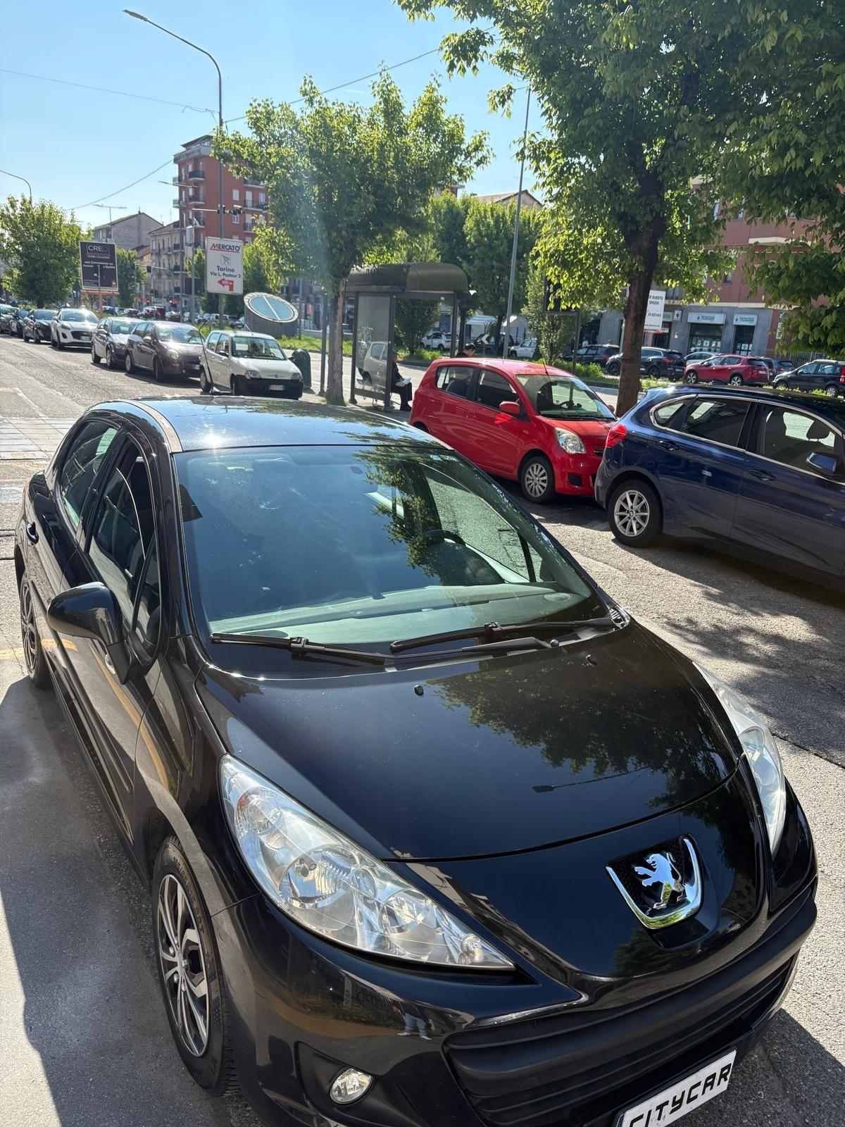 Peugeot 207 1.4 75 cv 5porte X Line