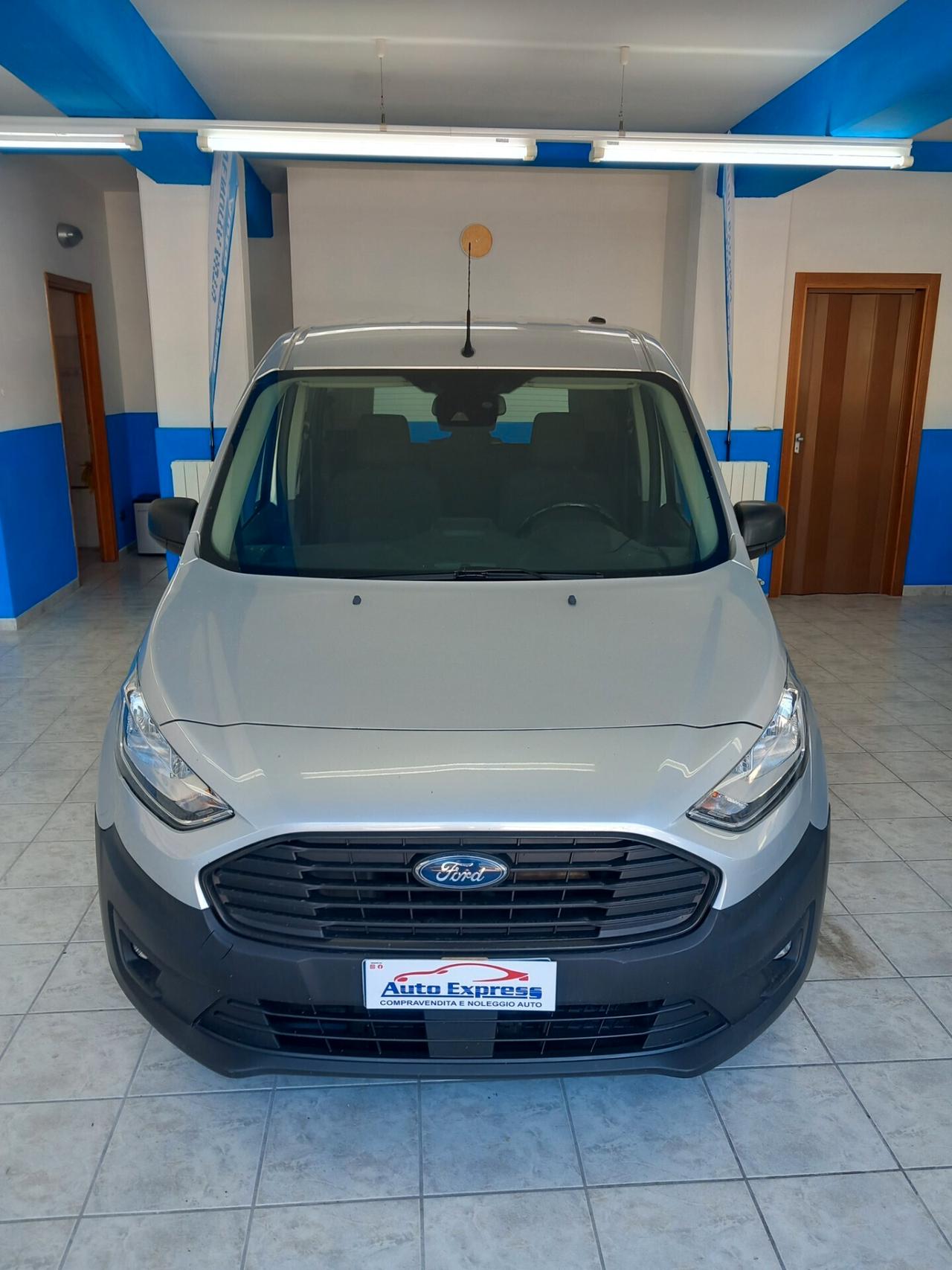 Ford Tourneo Connect 1.5 TDCi 120 CV anno 2019 km 125 mila
