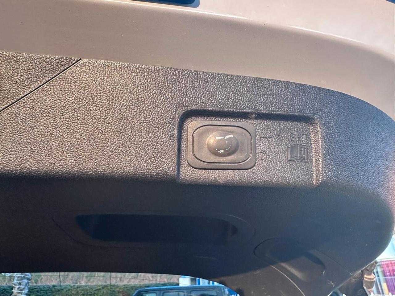 Ford Puma 1.0 EcoBoost Hybrid 125 CV S&S ST-Line X