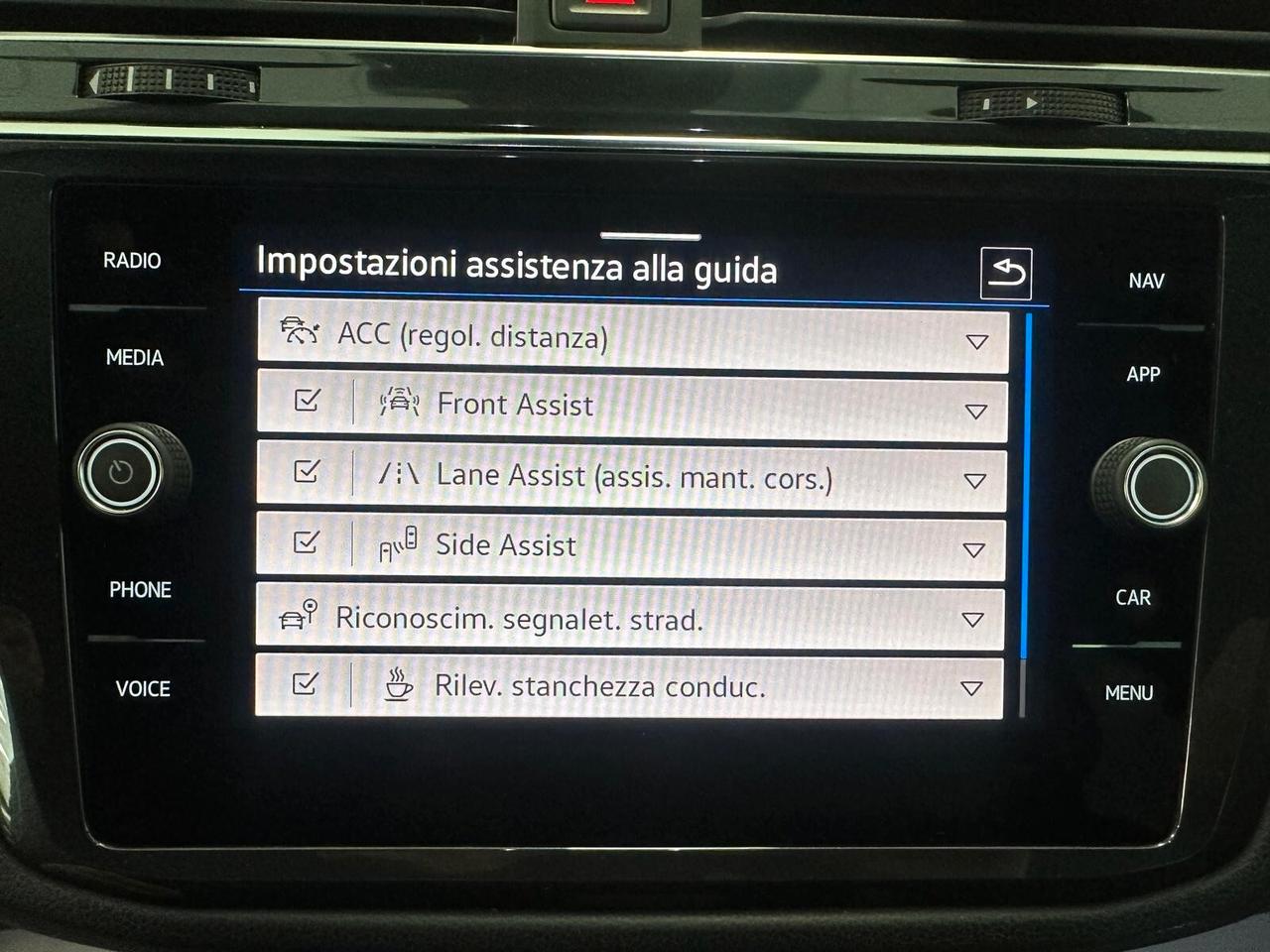 Volkswagen Tiguan 2.0 TDI 150 CV SCR DSG 4MOTION R-Line