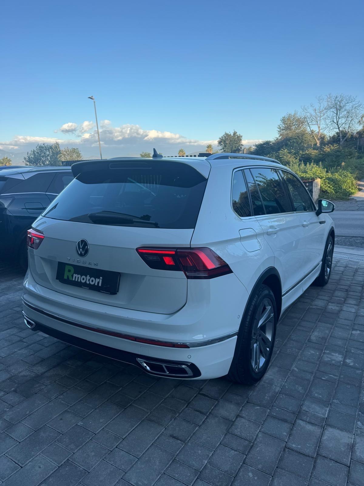 Volkswagen Tiguan 2.0 TDI 150 CV SCR DSG R-Line