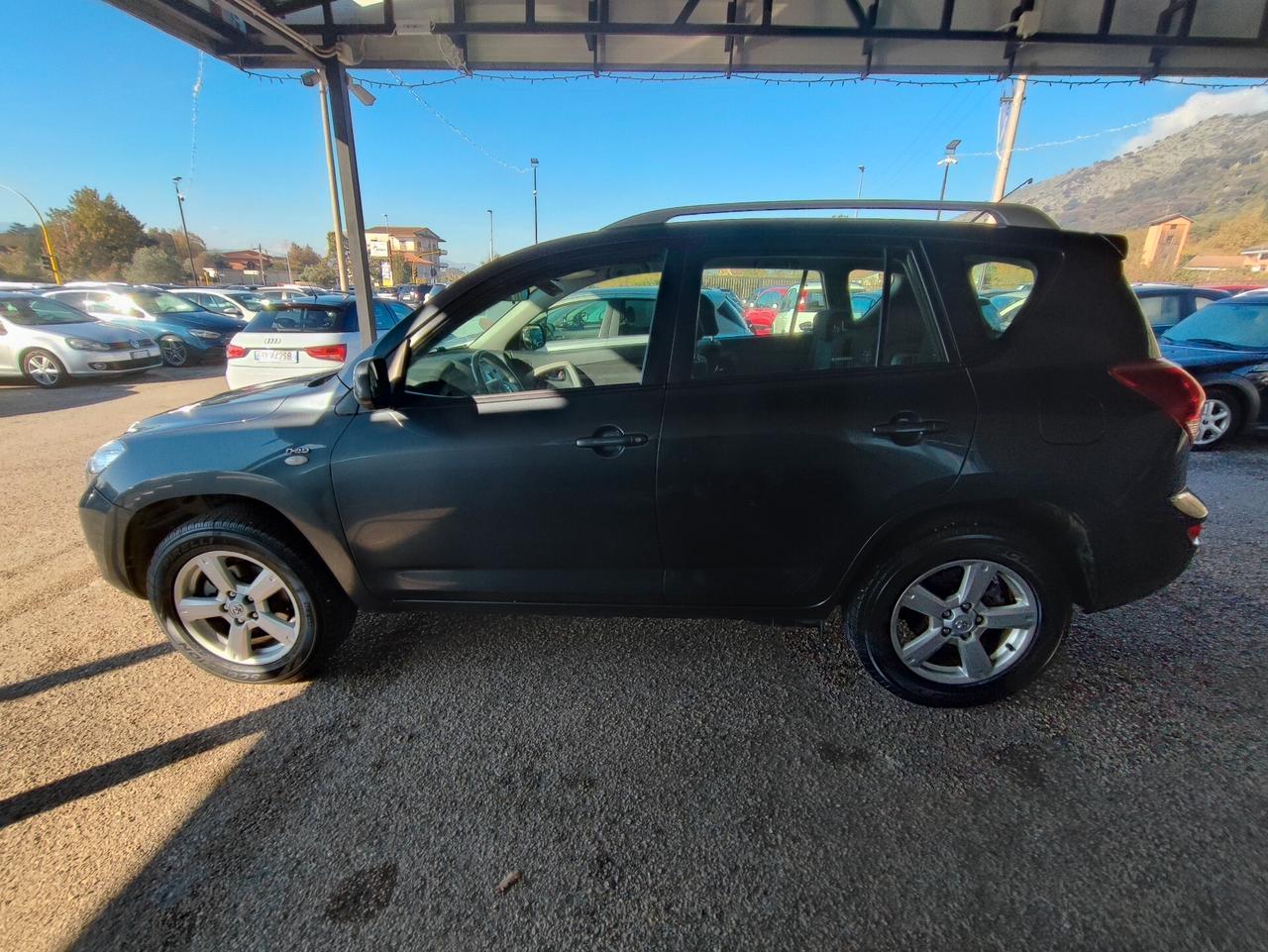 Toyota RAV 4 RAV4 2.2 D-4D 136 CV Luxury