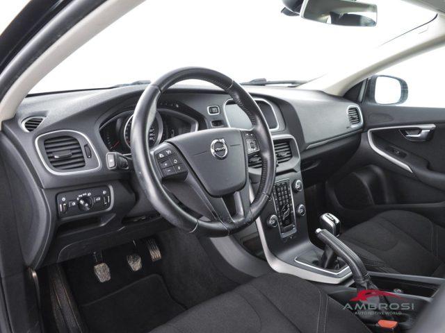 VOLVO V40 D2 Kinetic