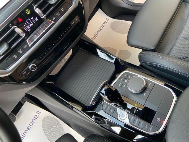 BMW X3 xDrive20d 48V Msport COCKPIT.