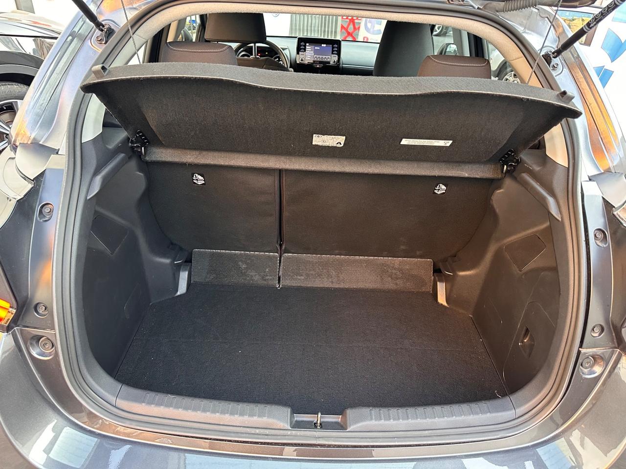 Toyota Yaris 1.5 Hybrid 5 porte Trend
