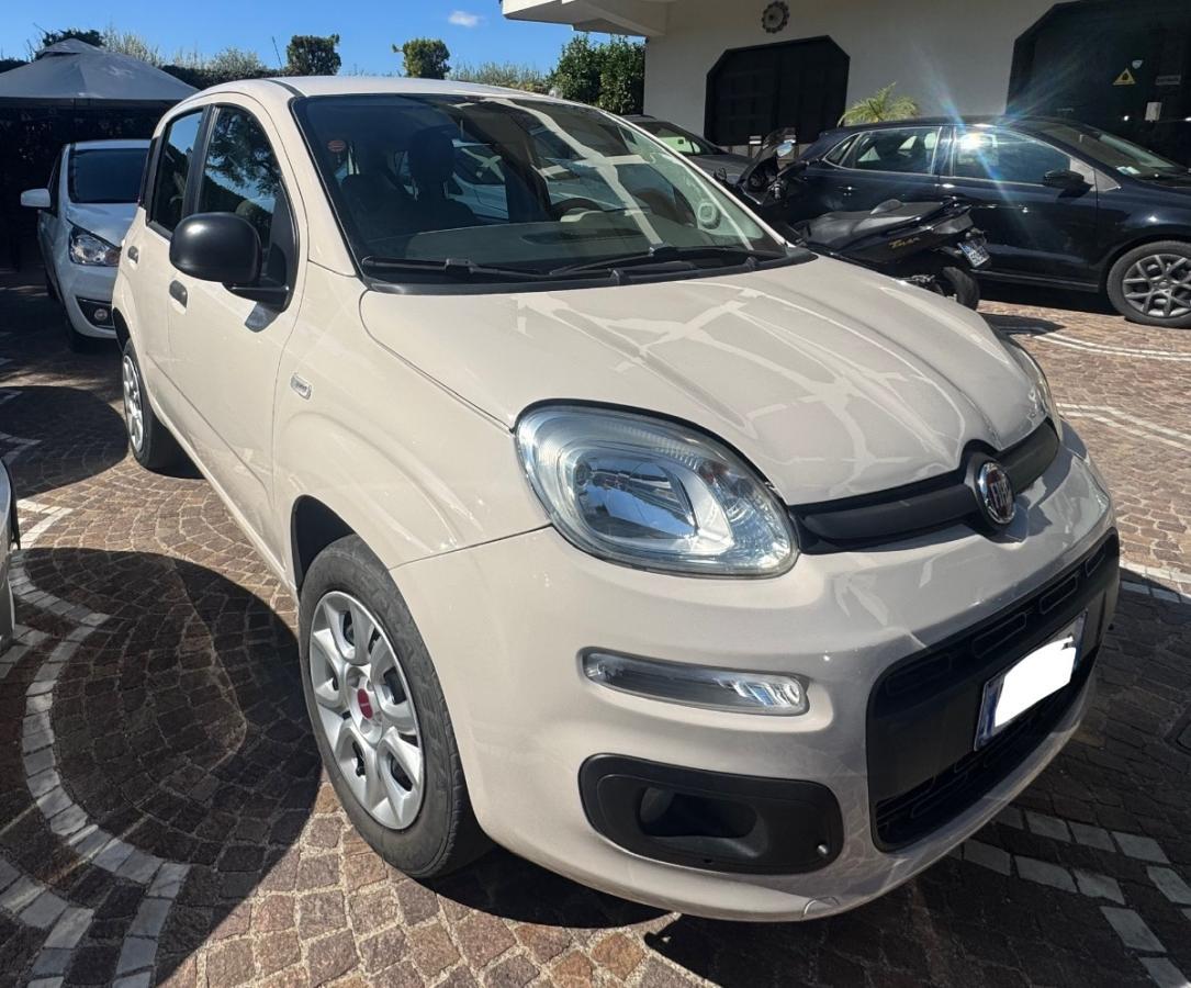 FIAT New Panda 0.9 TwinAir Turbo Natural Power Lounge