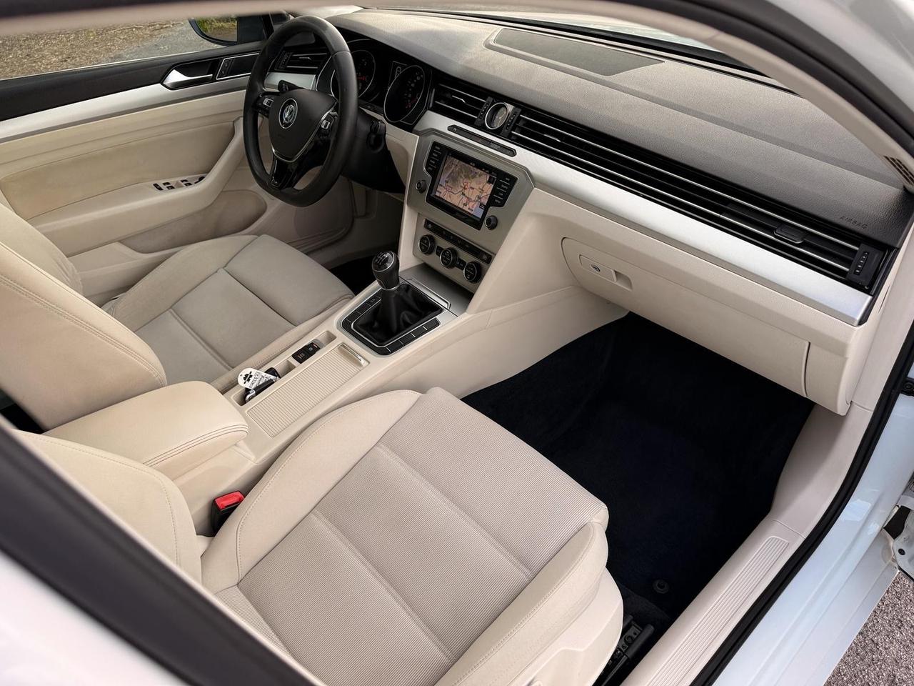 Volkswagen Passat 1.6 TDI Comfortline BlueMotion Technology
