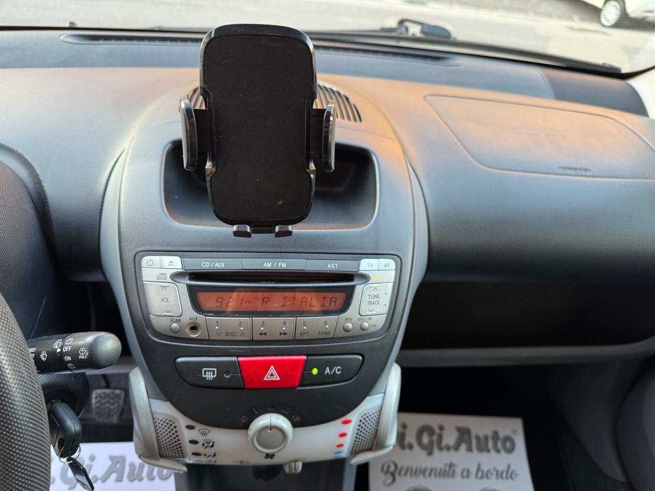 Peugeot 107 1.0 68CV 5p. Plaisir