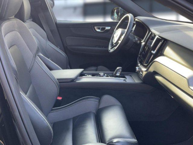 VOLVO XC60 B4 Geartronic R-design