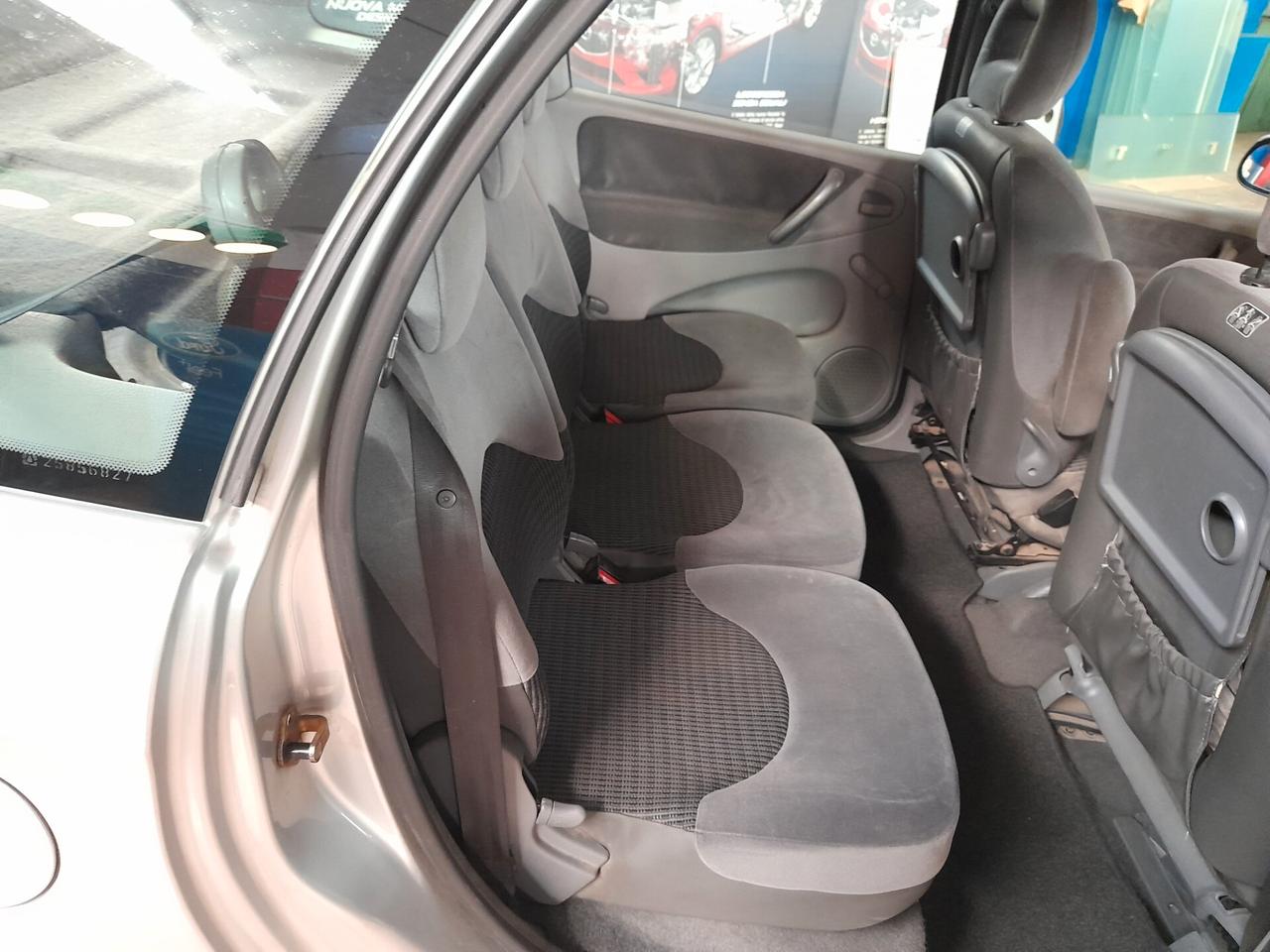 Citroen Xsara Picasso 1.6 16V Elegance Bi Energy G