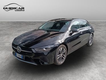 Mercedes-Benz CLA Sh.Brake - X118 2023 - CLA Shooting Brake 180 d Advanced auto