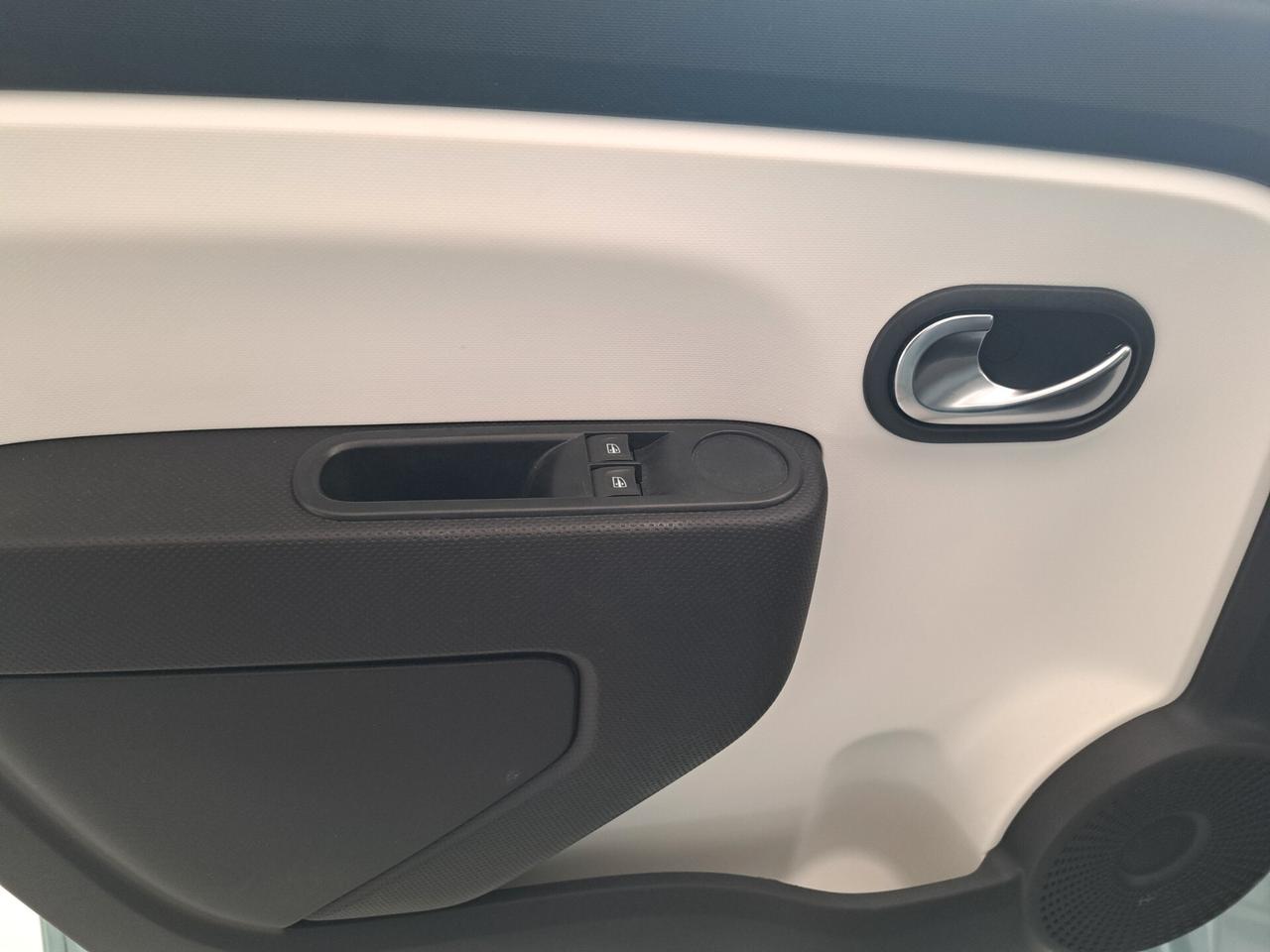 Renault Twingo SCe 65 CV Intens FULL OPTIONAL UNICOPROPRIETARIO