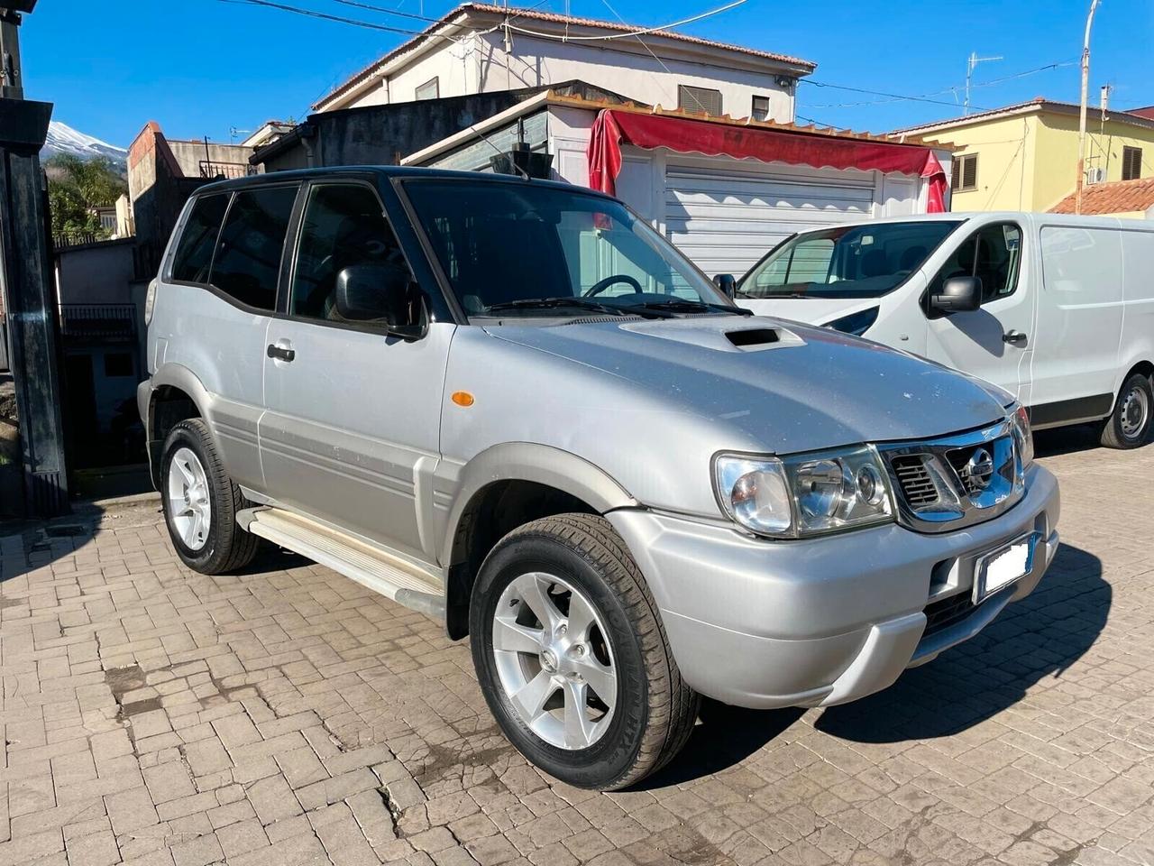 Nissan Terrano II Terrano 3.0 DiT 3porte Sport Restyling