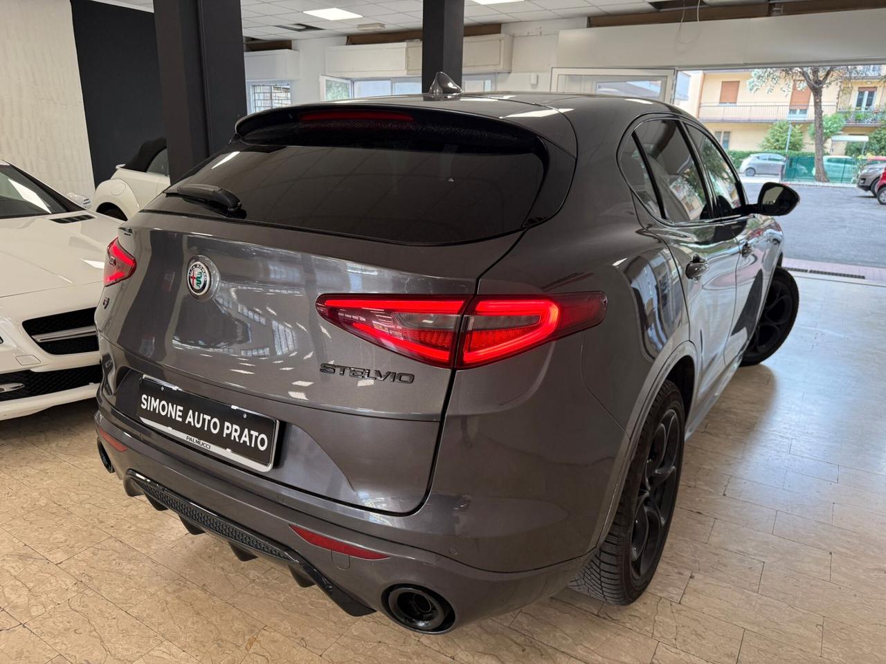 Alfa Romeo Stelvio 2.2 Turbodiesel 210 CV AT8 Q4 Veloce