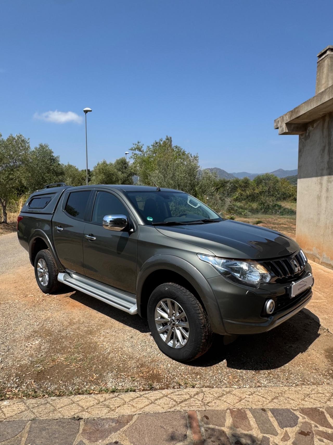 Mitsubishi L200 2.3 DID 4x4 180cv Gancio Traino