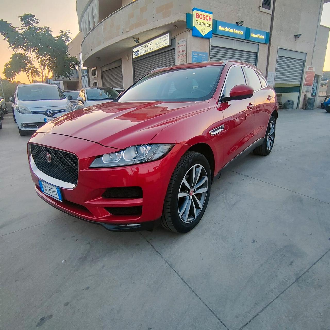 Jaguar F-Pace 2.0 D 180 CV AWD aut. Prestige