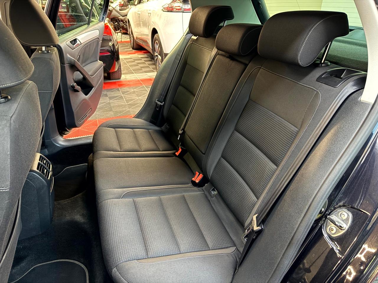 Volkswagen Golf 1.6 TDI LED - FABIANOAUTO