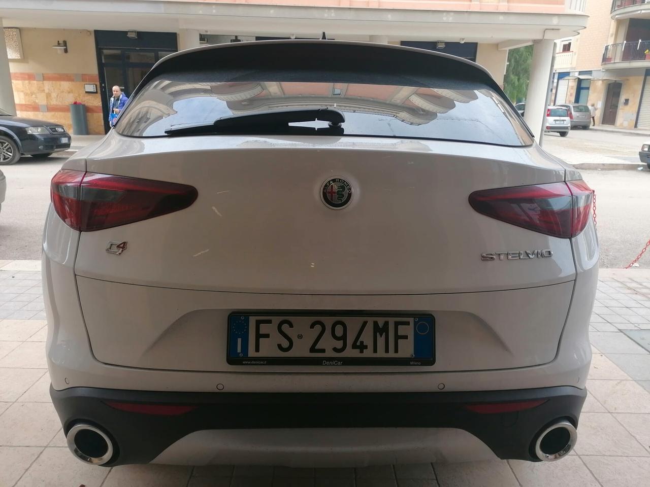Alfa Romeo Stelvio 2.2 Turbodiesel 210 CV AT8 Q4 Executive TETTO NAVY PELLE H/K 20'