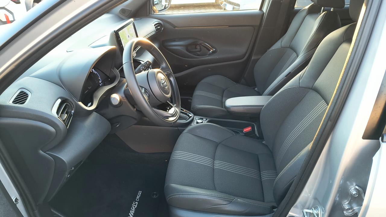 Toyota Yaris Cross 1.5 Hybrid 5p. E-CVT AWD-i Adventure