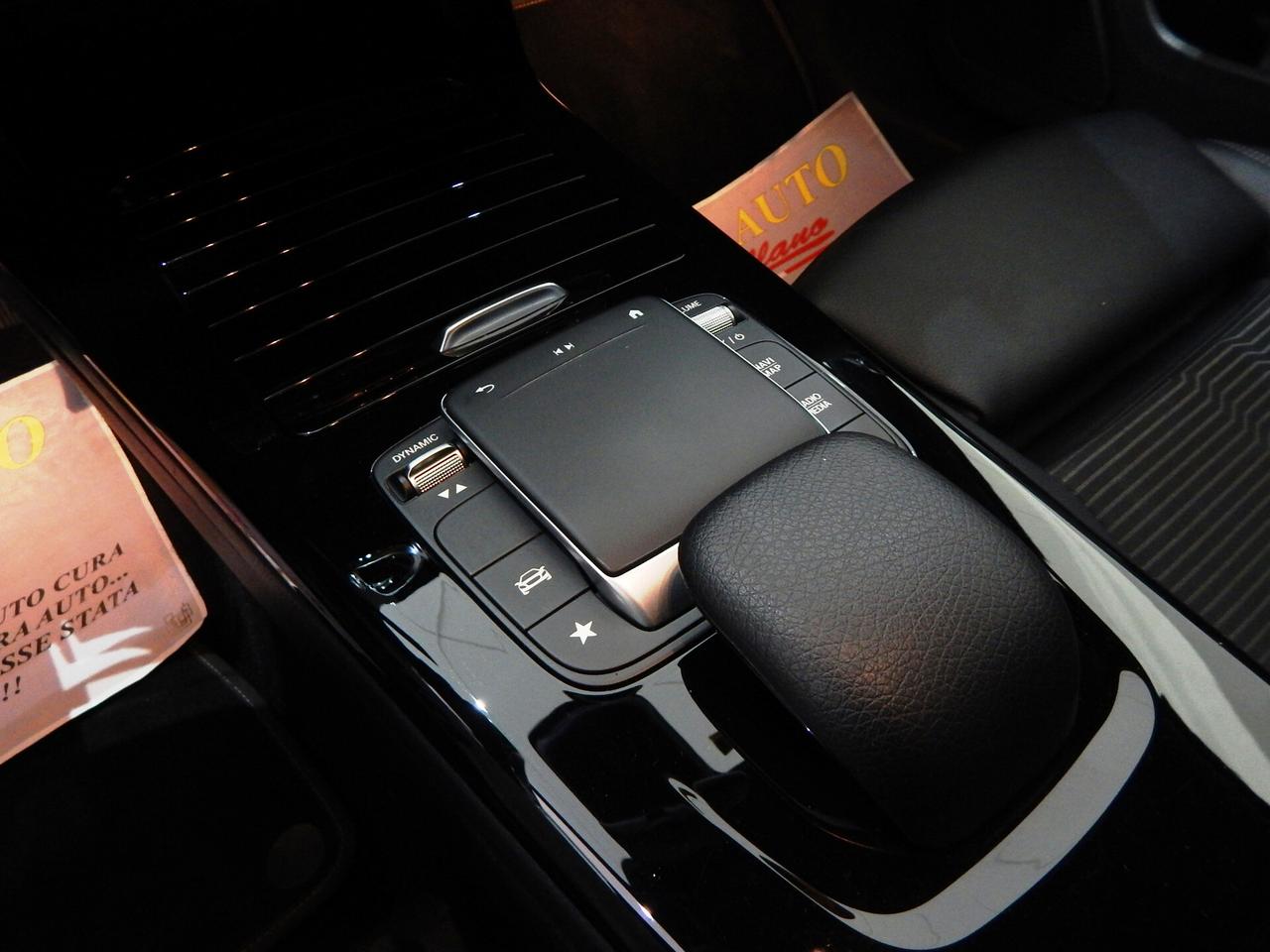 Mercedes-Benz A 180 d Sport Aut. TETTO-NAVI-PELLE-LED-XENON-KAMERA