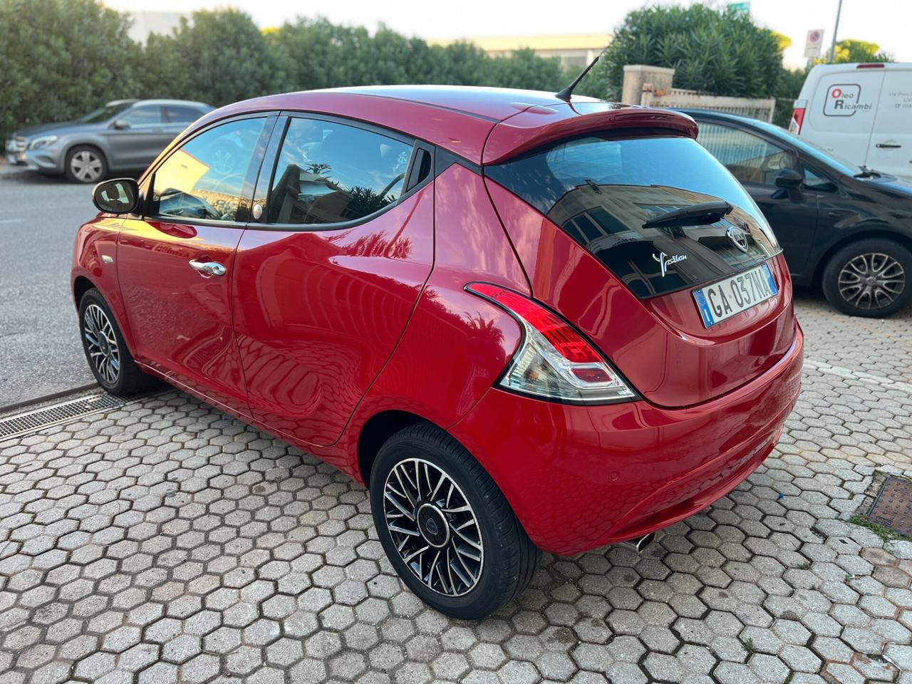 Lancia Ypsilon 1.2 69 CV 5 porte GPL Ecochic Gold