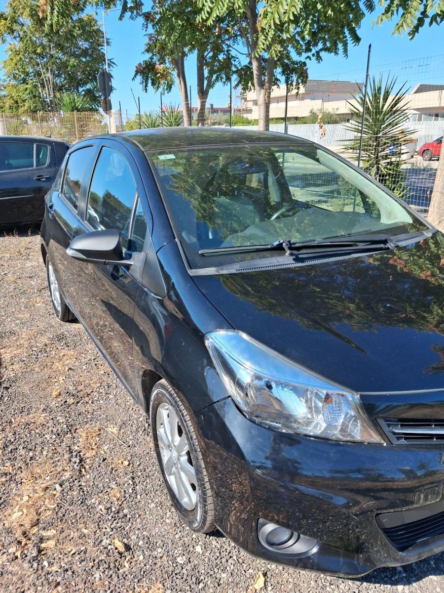 TOYOTA - Yaris - 1.4 D-4D 5p. Active