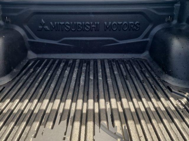 MITSUBISHI L200 2.4 DI-D/181CV Double Cab Intense Hp Mivec