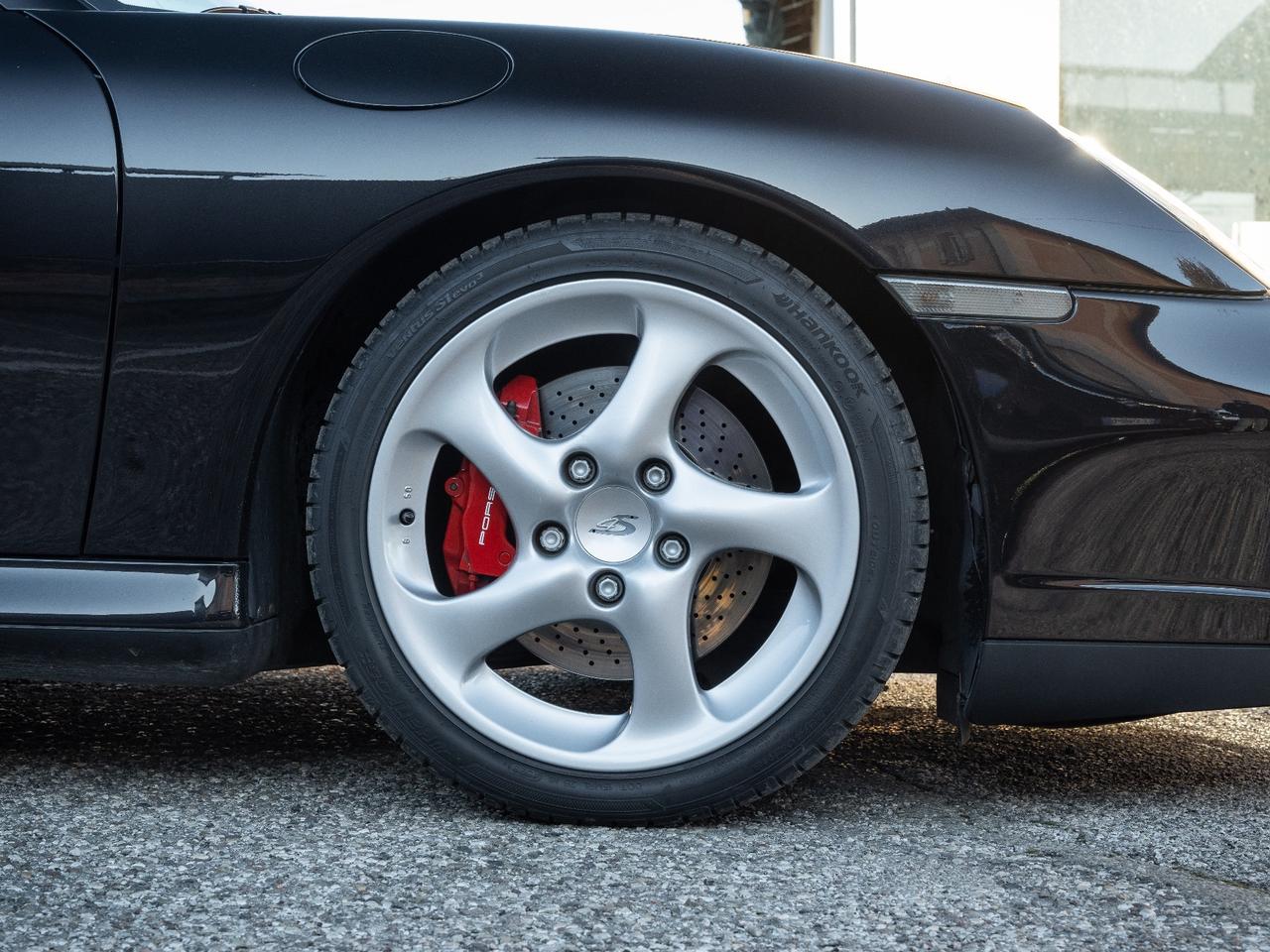 Porsche 911 Carrera 4S cat Coupé