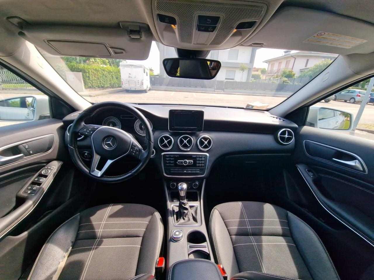 Mercedes-benz A 180 CDI BlueEFFICIENCY Premium