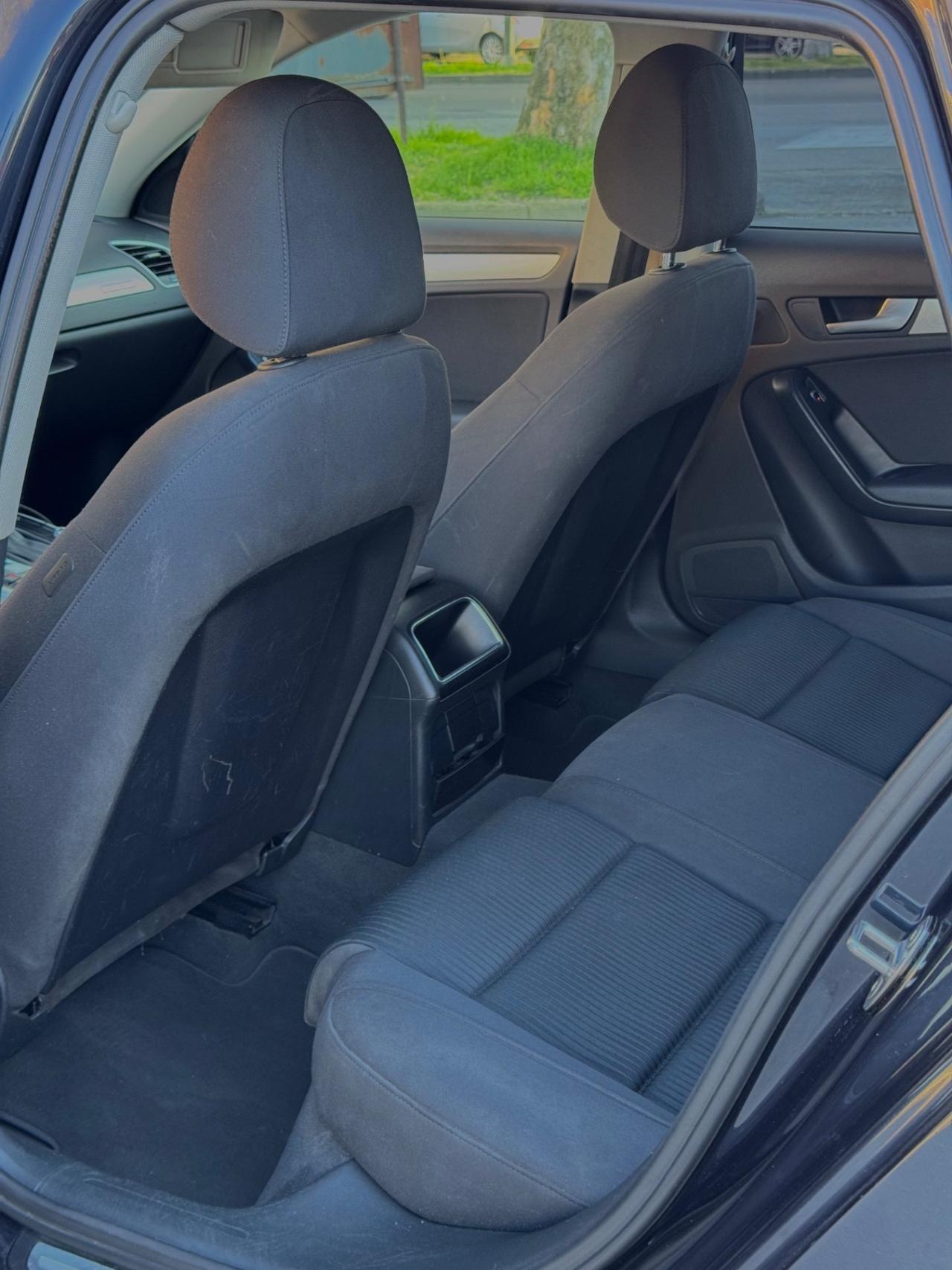 Audi A4 Avant 2.0 TDI 177 CV quattro S tronic edition